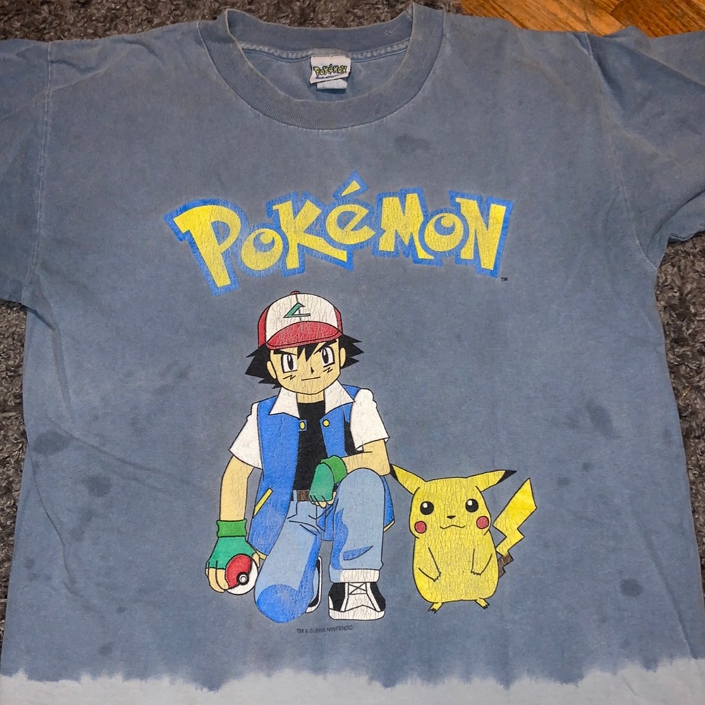 vintage 2000 pokémon tee